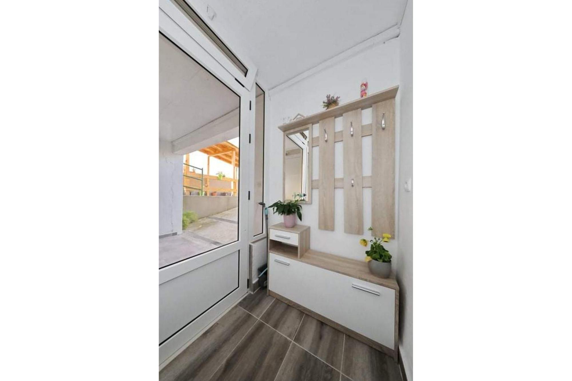 Rustic Retreat Apartman *